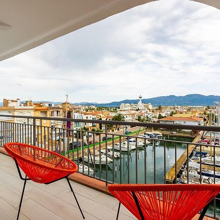 Apartamento Frente Al Canal Con Terraza エンプリアブラバ エクステリア 写真
